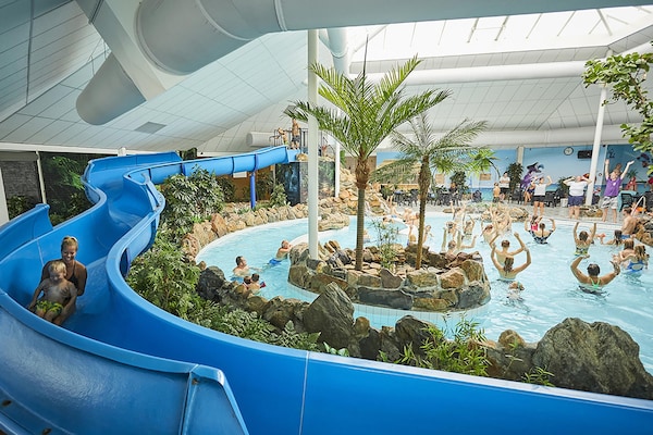 Foto van Bungalow in Limburg met Subtropisch Zwembad - Vakantiehuis in Roggel - ParkFacilities