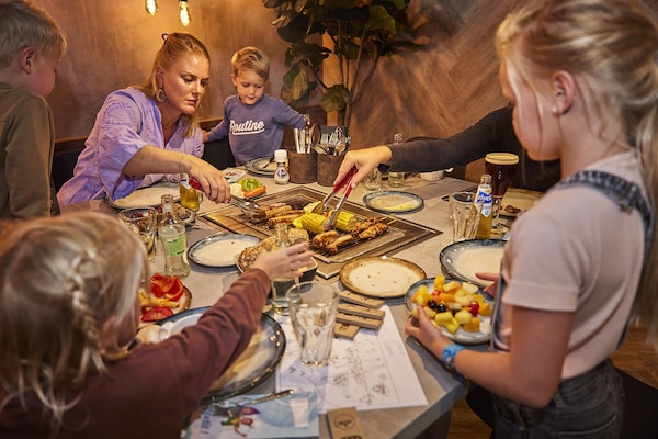 Foto van Bungalow in Limburg met Privé Speeltuin - Vakantiehuis in Roggel - ParkFacilities