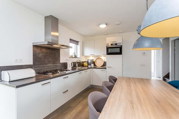 Foto van Bungalow in Limburg met Privé Speeltuin - Vakantiehuis in Roggel - Kitchen