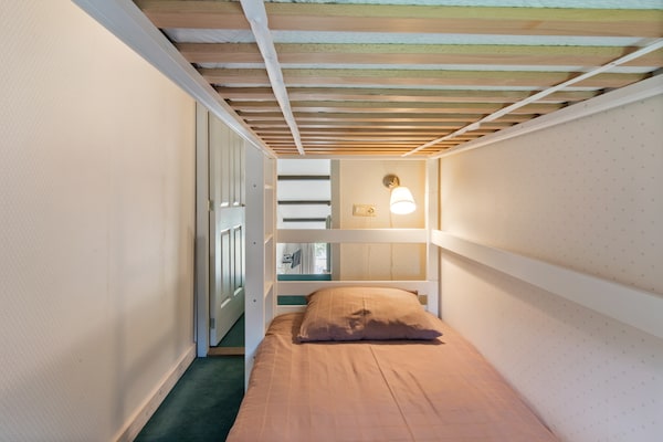 Foto van Vakantiehuis in Horssen met tuin - Vakantiehuis in Horssen - BedRoom