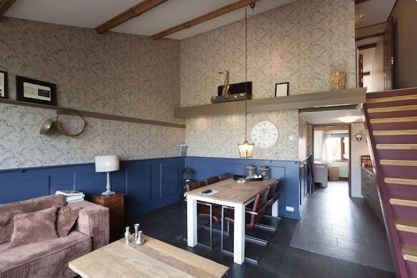 Foto van Leuke vakantiewoning in Horssen met tuin - Vakantiehuis in Horssen - DiningRoom