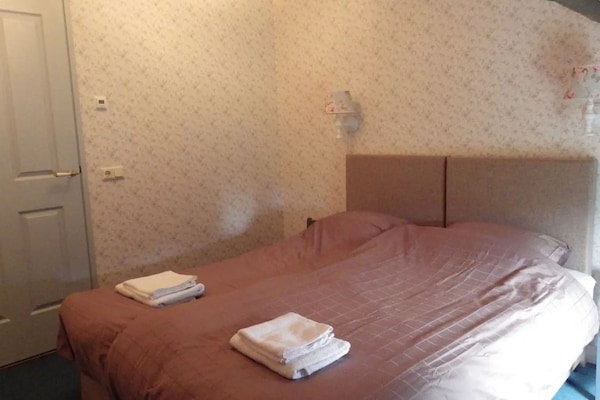 Foto van Leuke vakantiewoning in Horssen met tuin - Vakantiehuis in Horssen - BedRoom