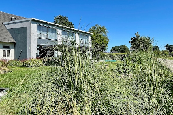Foto van Fantastische groepsvilla op de Veluwe - Vakantiehuis in Teuge - GardenSummer