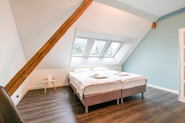 Foto van Prachtige boerderij met sauna - Vakantiehuis in Noardburgum - BedRoom