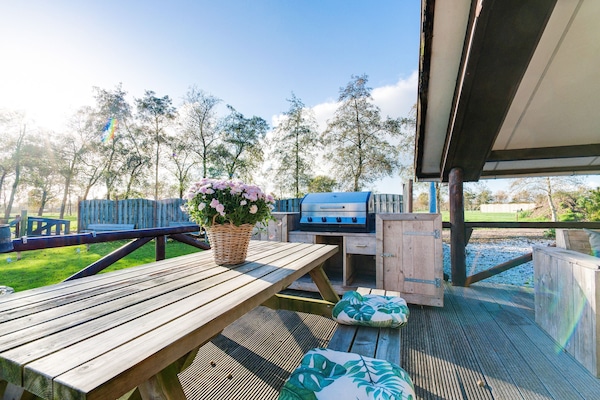 Foto van Prachtige boerderij met sauna - Vakantiehuis in Noardburgum - TerraceBalcony