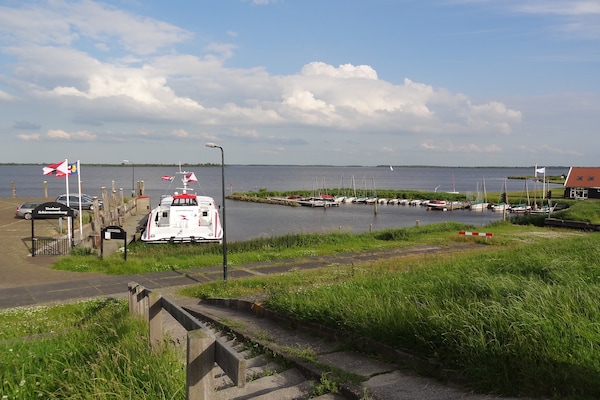 Foto van Rustig vakantiehuis - Vakantiehuis in Oostmahorn - AreaSummer1KM