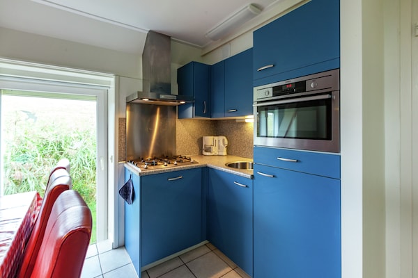 Foto van Rustig vakantiehuis - Vakantiehuis in Oostmahorn - Kitchen