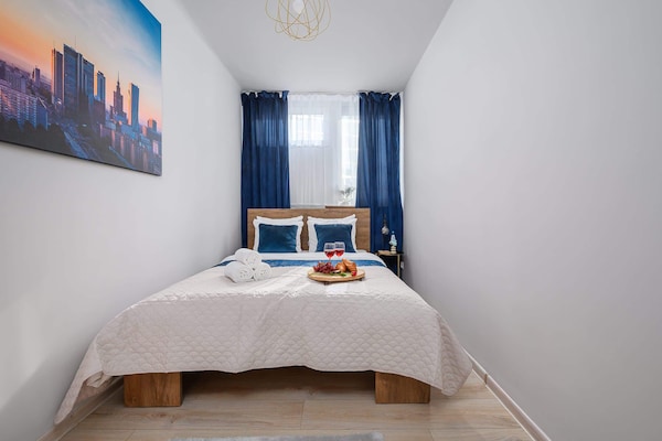 Foto van Ploudalmézeau Huis met Verwarmd Zwembad - Vakantiehuis in Warszawa - BedRoom