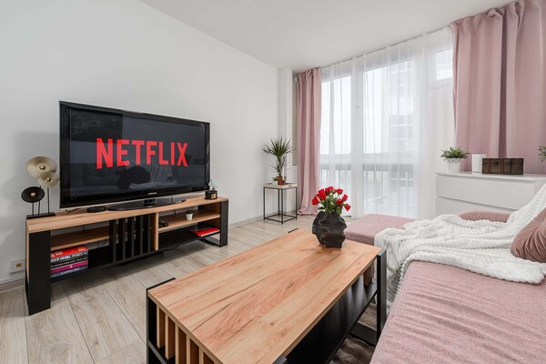 Foto van Ploudalmézeau Huis met Verwarmd Zwembad - Vakantiehuis in Warszawa - LivingRoom