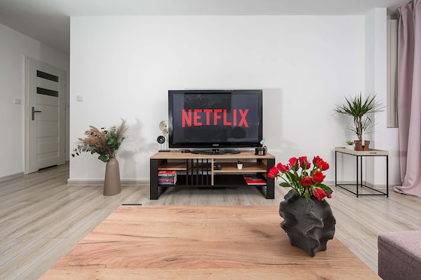 Foto van Ploudalmézeau Huis met Verwarmd Zwembad - Vakantiehuis in Warszawa - LivingRoom