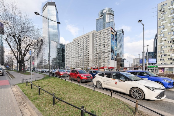 Foto van Ploudalmézeau Huis met Verwarmd Zwembad - Vakantiehuis in Warszawa - ExteriorSummer