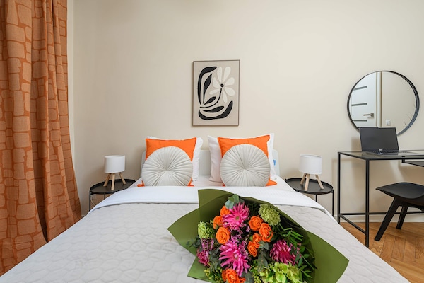 Foto van Waterfront House in Ploudalmézeau - Vakantiehuis in Warszawa 2 - BedRoom