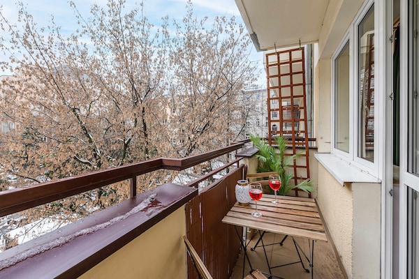 Foto van Waterfront House in Ploudalmézeau - Vakantiehuis in Warszawa 2 - TerraceBalcony