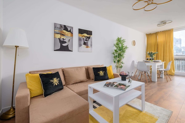 Foto van Warschau-appartement aan de Pereca-straat - Vakantiehuis in Warszawa 2 - LivingRoom