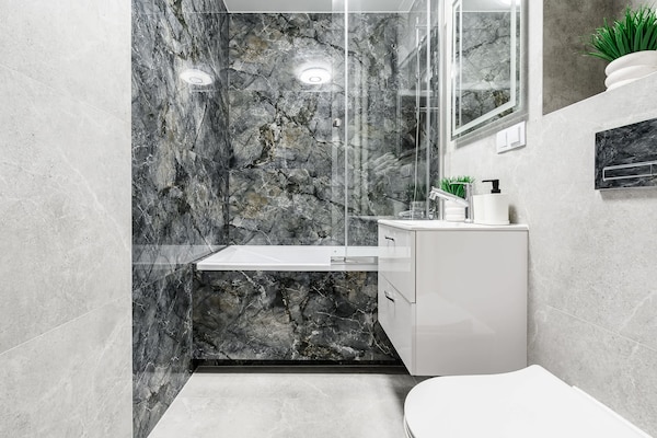 Foto van Warschau-appartement aan de Pereca-straat - Vakantiehuis in Warszawa 2 - BathRoom