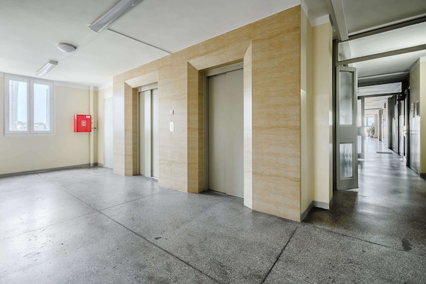Foto van Warschau-appartement aan de Pereca-straat - Vakantiehuis in Warszawa 2 - HallReception