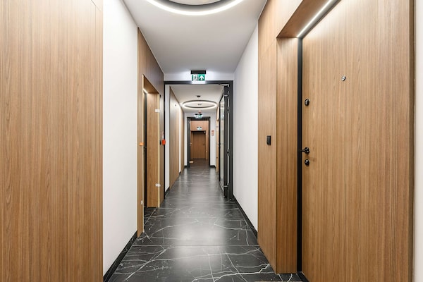 Foto van Luxe woning vlakbij Varso Tower - Vakantiehuis in Warszawa - Landing