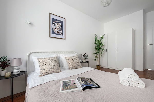 Foto van Verblijf in Warschau vlakbij winkels - Vakantiehuis in Warszawa - BedRoom