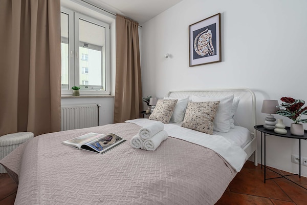 Foto van Verblijf in Warschau vlakbij winkels - Vakantiehuis in Warszawa - BedRoom