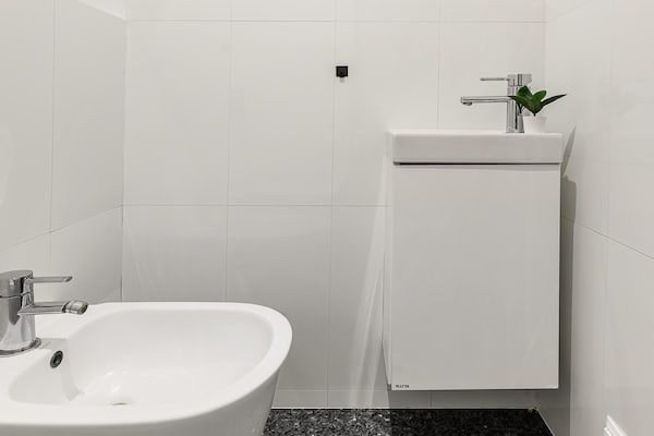 Foto van Verblijf in Warschau vlakbij winkels - Vakantiehuis in Warszawa - BathRoom