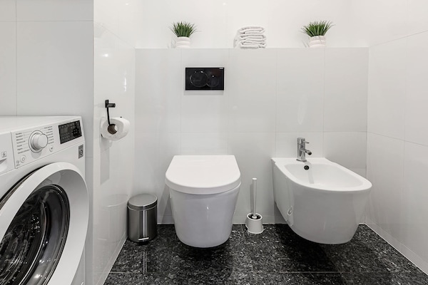 Foto van Verblijf in Warschau vlakbij winkels - Vakantiehuis in Warszawa - BathRoom