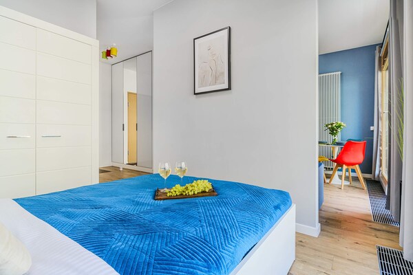 Foto van Verblijf in de buurt van het treinstation. - Vakantiehuis in Warszawa - BedRoom