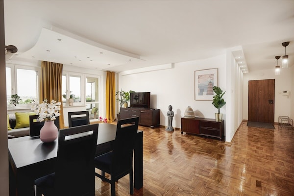Foto van Woning in Warschau nabij het centrum - Vakantiehuis in Warszawa 2 - DiningRoom