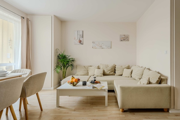 Foto van Woning in Warschau nabij het centrum - Vakantiehuis in Warszawa - LivingRoom