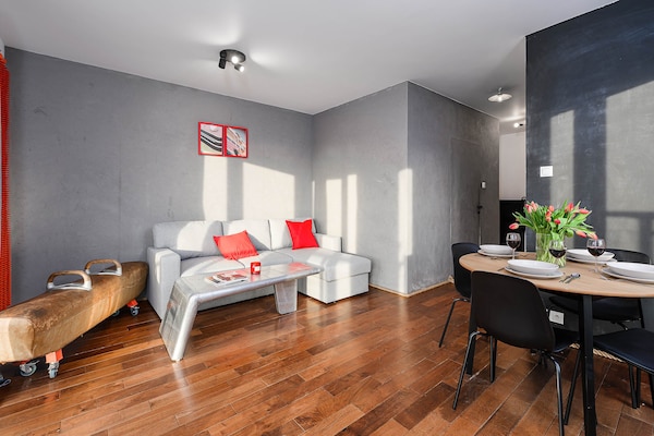 Foto van Warschau-appartement vlakbij Praga Park - Vakantiehuis in Warszawa 2 - LivingRoom