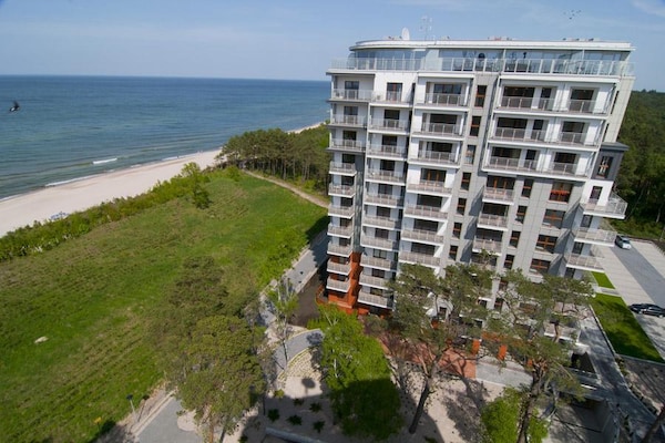 Foto van Appartement in Dziwnówek met Zeezicht - Vakantiehuis in Dziwnówek - ExteriorSummer