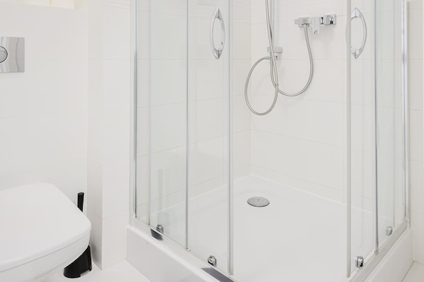 Foto van Mooi appartement met garage - Vakantiehuis in Łódź - BathRoom