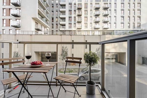 Foto van Mooi appartement met garage - Vakantiehuis in Łódź - TerraceBalcony