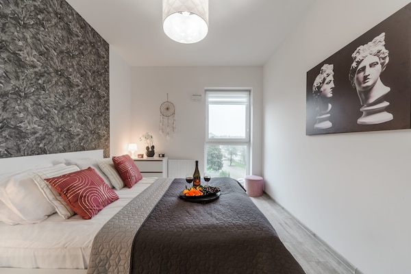 Foto van Stadsparadijs vlakbij Atlas Arena - Vakantiehuis in Łódź - BedRoom