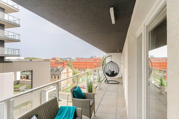 Foto van Stijlvol appartementencomplex, geschikt voor 6 personen. - TerraceBalcony