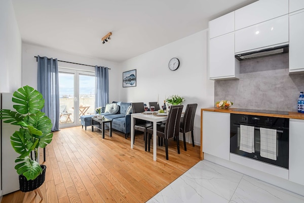 Foto van Mooi Łódź appartement voor 6 personen - Vakantiehuis in Łódź - DiningRoom