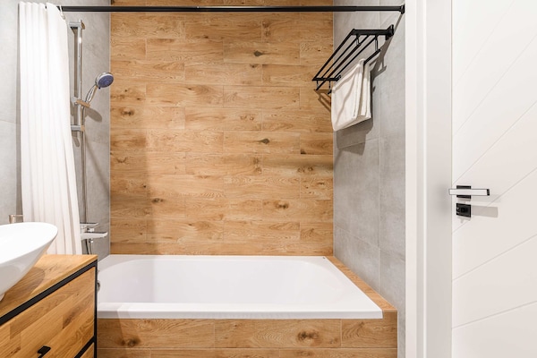 Foto van Mooi Łódź appartement voor 6 personen - Vakantiehuis in Łódź - BathRoom