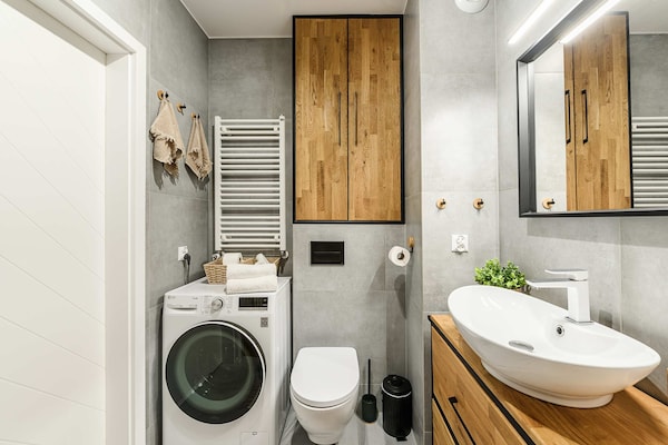 Foto van Mooi Łódź appartement voor 6 personen - Vakantiehuis in Łódź - BathRoom