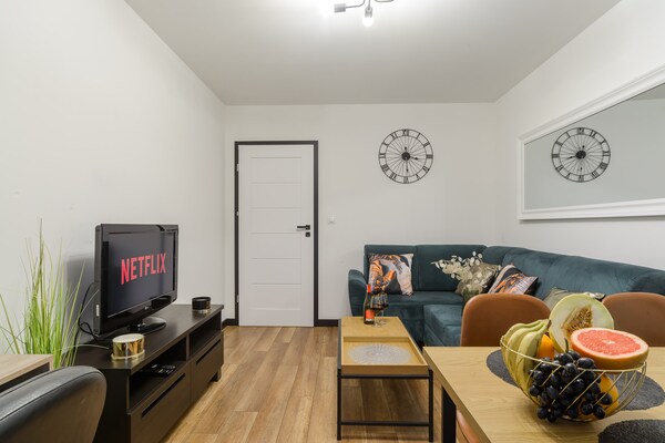 Foto van Mansion Haven in Lannilis voor 8 - Vakantiehuis in Łódź - LivingRoom
