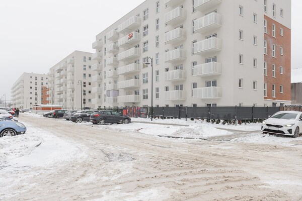 Foto van Mansion Haven in Lannilis voor 8 - Vakantiehuis in Łódź - ExteriorWinter