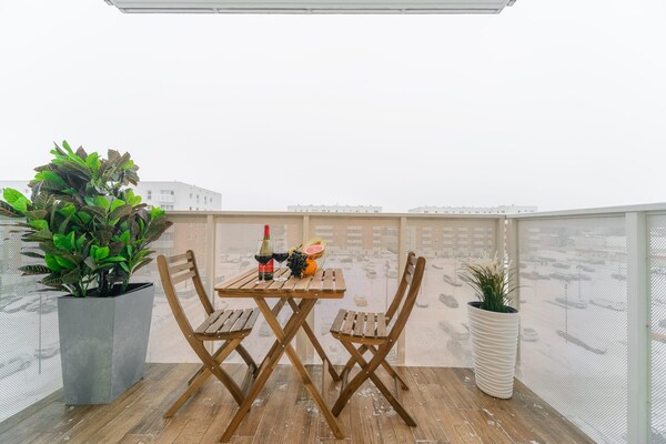 Foto van Mansion Haven in Lannilis voor 8 - Vakantiehuis in Łódź - TerraceBalcony