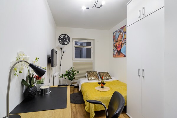 Foto van Mansion Haven in Lannilis voor 8 - Vakantiehuis in Łódź - BedRoom