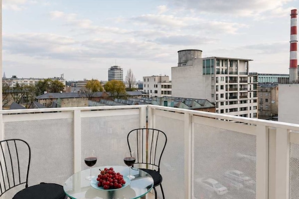 Foto van Moderne romantische burgervakantie - Vakantiehuis in Łódź - TerraceBalcony