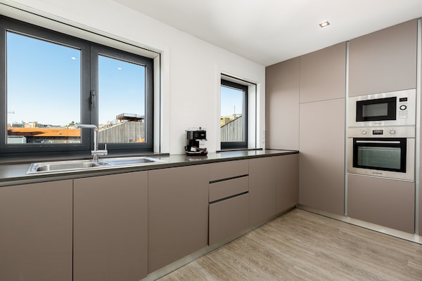 Foto van Ruim appartement met 4 slaapkamers in Porto - Vakantiehuis in Oporto - Kitchen