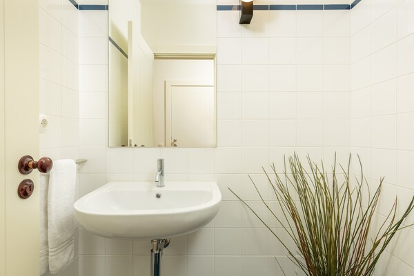 Foto van Ruim appartement met 4 slaapkamers in Porto - Vakantiehuis in Oporto - BathRoom